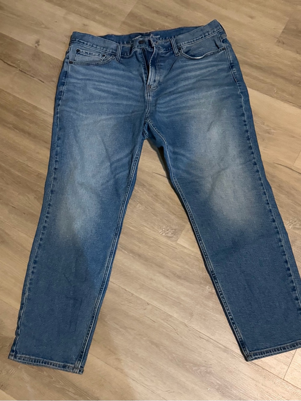 Old Navy Men's Faded Blue Relaxed Jeans